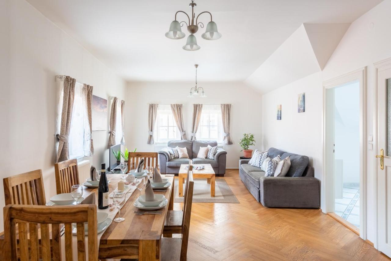 St. George Apartments Prague Ngoại thất bức ảnh